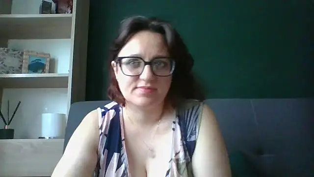 Snapshot of sensual_paris chatting on 16, 7, 2026 sensual paris online show from 16, 7, 2026