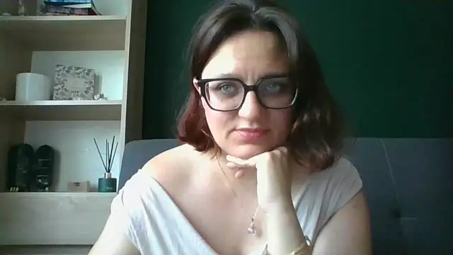 Snapshot of sensual_paris chatting on 31, 7, 2026 sensual paris online show from 31, 7, 2026