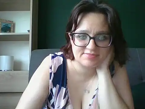 Snapshot of sensual_paris chatting on 30, 6, 2026 sensual paris online show from 30, 6, 2026