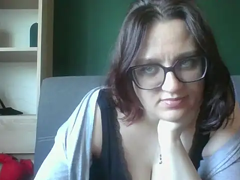 sensual paris online show from 30, 4, 2026