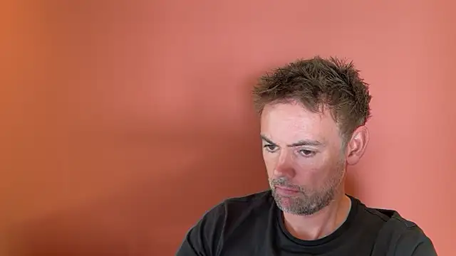 BronzeShowtime67 online show from 28, 4, 2026