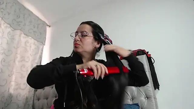 HelenNovoa online show from 7, 7, 2026