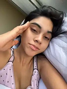 mia moonna online show from 30, 6, 2026