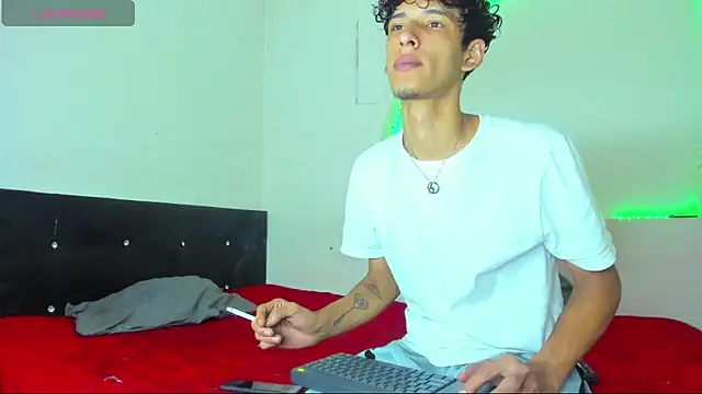 liammendoza98 online show from 16, 5, 2026