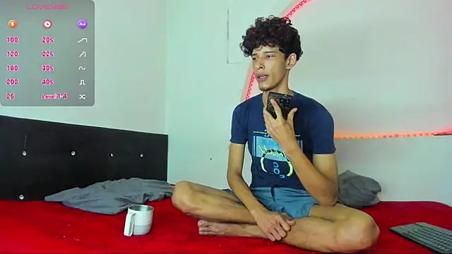 liammendoza98 online show from 28, 4, 2026