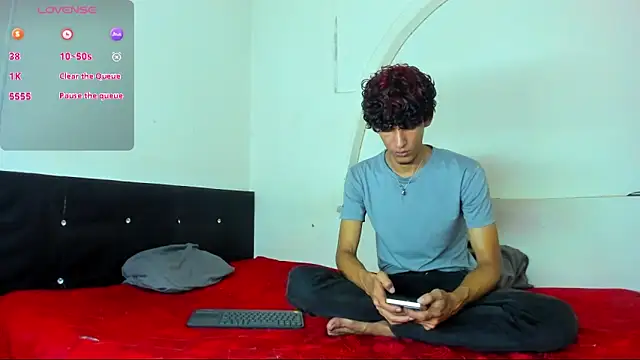 liammendoza98 online show from 19, 5, 2026
