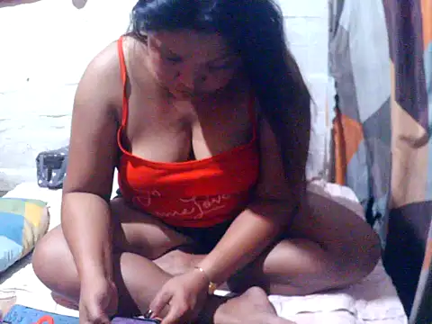wetty mitchxx online show from 25, 6, 2026