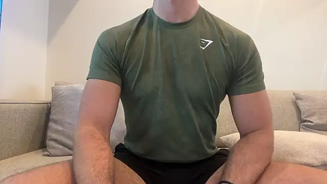 Snapshot of gymshrk chatting on 21, 5, 2026 gymshrk online show from 21, 5, 2026