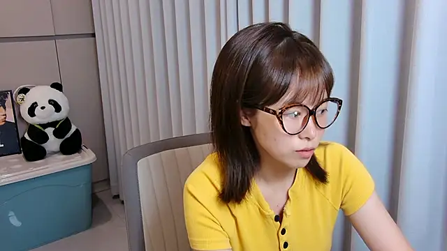 Snapshot of Y-Fanqie chatting on 29, 4, 2026 Y-Fanqie online show from 29, 4, 2026