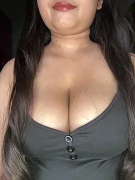 Snapshot of Naughty_pooja44 chatting on 5, 5, 2026 Naughty pooja44 online show from 5, 5, 2026