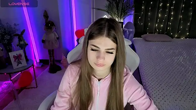 Dayana Mood online show from 3, 5, 2026