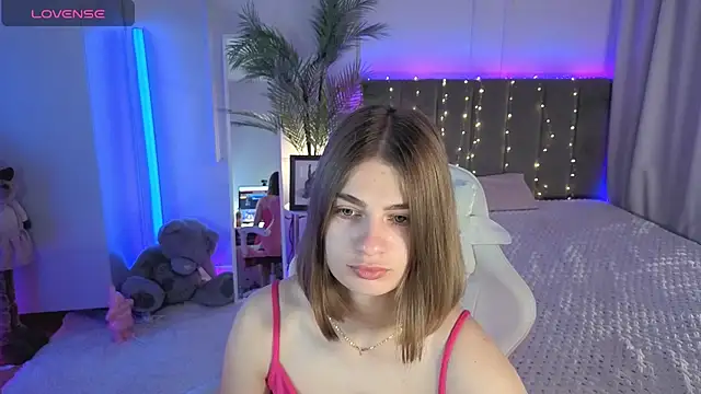 Dayana Mood online show from 5, 6, 2026