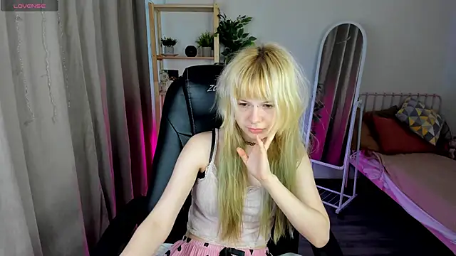 Ammelia Backerr online show from 7, 5, 2026