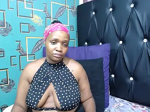 Snapshot of CandyBoobs69 chatting on 14, 5, 2026 CandyBoobs69 online show from 14, 5, 2026