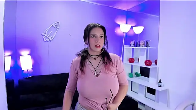 MaraMartinez  online show from 28, 5, 2026