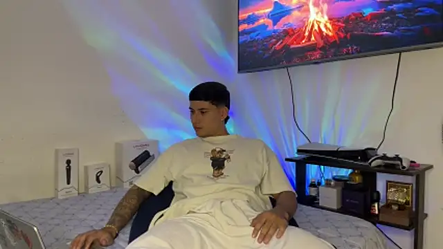 SexxxySquirterStev777 online show from 2, 5, 2026