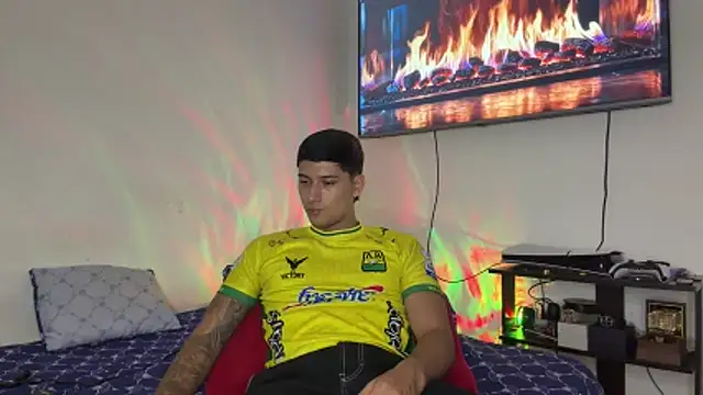 SexxxySquirterStev777 online show from 20, 5, 2026