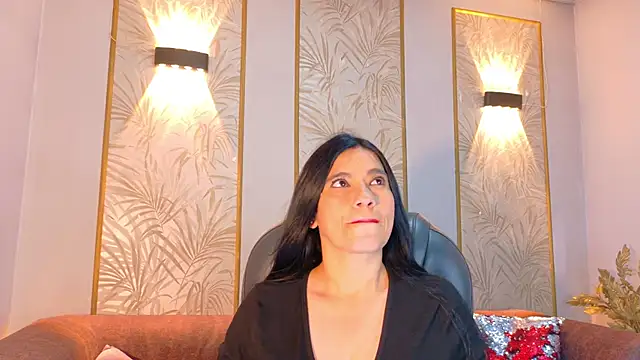 Dalila 5 online show from 4, 6, 2026