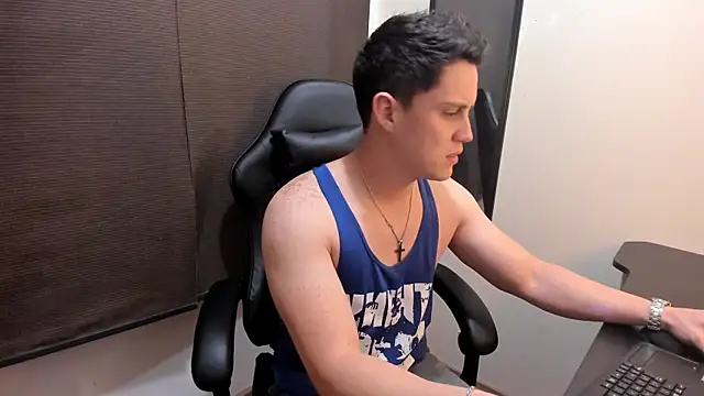 Snapshot of KendricTorres chatting on 18, 6, 2026 KendricTorres online show from 18, 6, 2026