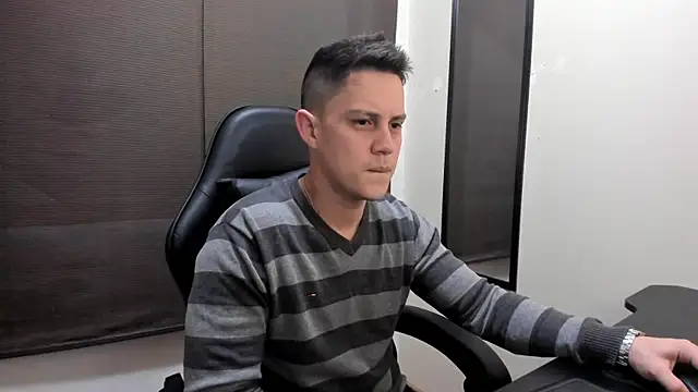 Snapshot of KendricTorres chatting on 4, 7, 2026 KendricTorres online show from 4, 7, 2026