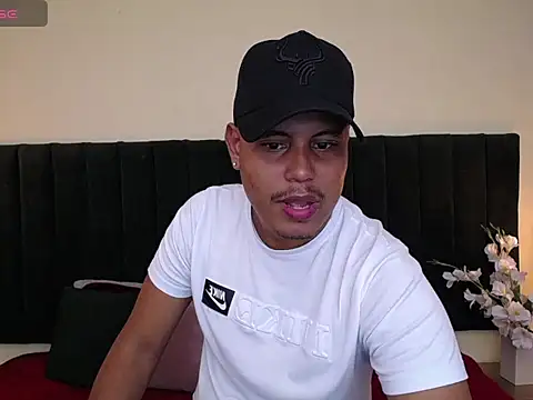 noah oliver1 online show from 7, 5, 2026