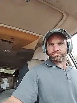 yourpersonalpeer1 online show from 9, 6, 2026
