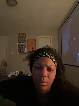 HoneyXeek online show from 30, 4, 2026
