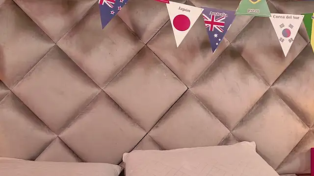 Paulina25  online show from 21, 6, 2026