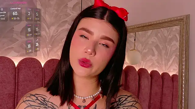 Emily-Cooper- online show from 21, 5, 2026