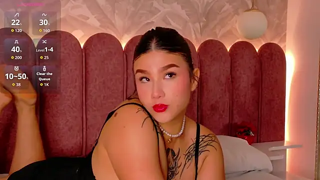 Emily-Cooper- online show from 11, 5, 2026