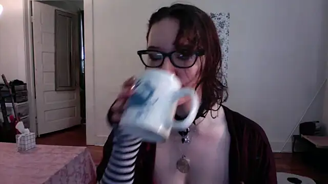 AnnywnBelle online show from 30, 4, 2026