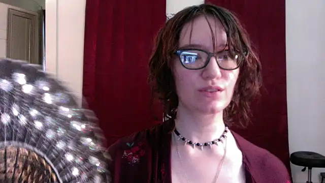 AnnywnBelle online show from 7, 5, 2026
