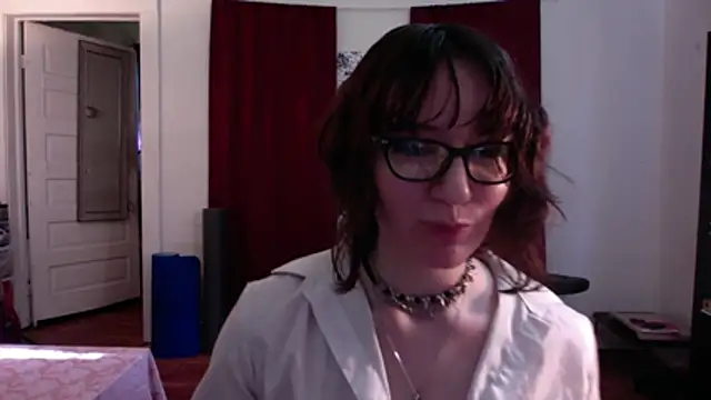 AnnywnBelle online show from 10, 5, 2026