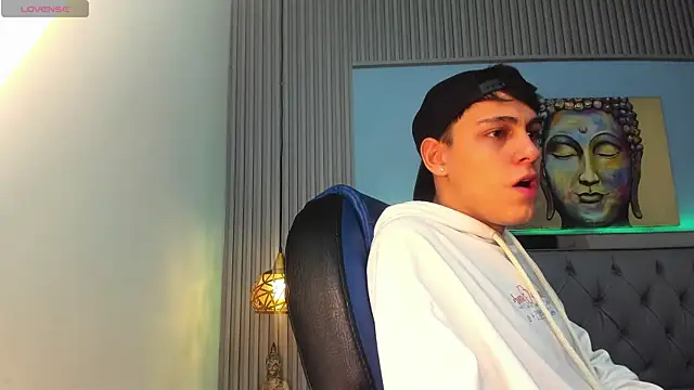 Ethanx18  online show from 17, 6, 2026