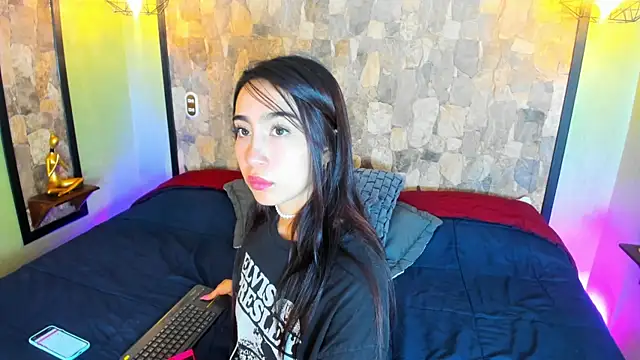 AshleyGross  online show from 28, 5, 2026