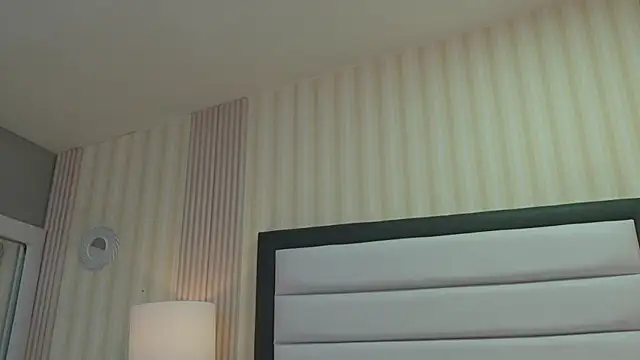 VioletSweetts online show from 25, 6, 2026