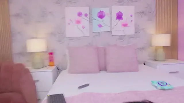 VioletSweetts online show from 30, 5, 2026