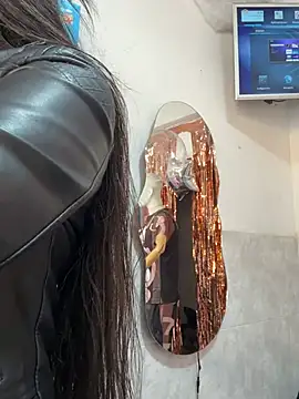 IsabellaMariet online show from 7, 6, 2026