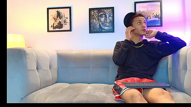Snapshot of KING_BOYS2026 chatting on 20, 6, 2026 KING BOYS2026 online show from 20, 6, 2026