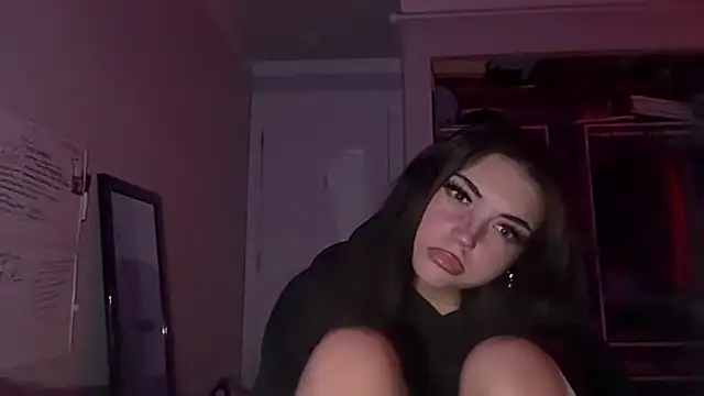 Maddieblairxo online show from 26, 7, 2026