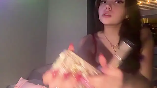 Maddieblairxo online show from 29, 7, 2026