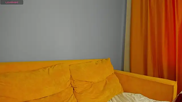 Kira Be11 online show from 31, 5, 2026