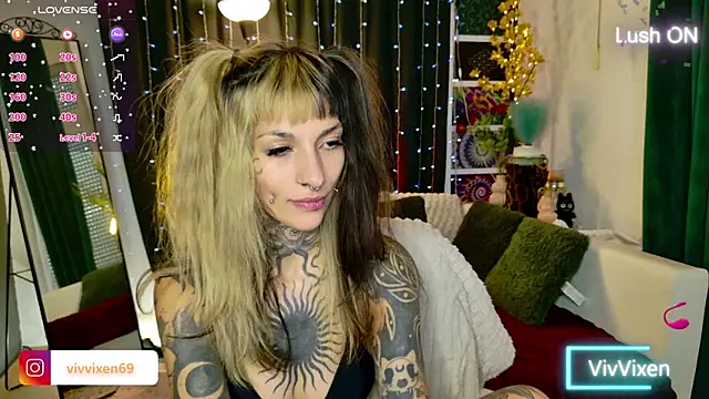 VivVixen online show from 2, 7, 2026