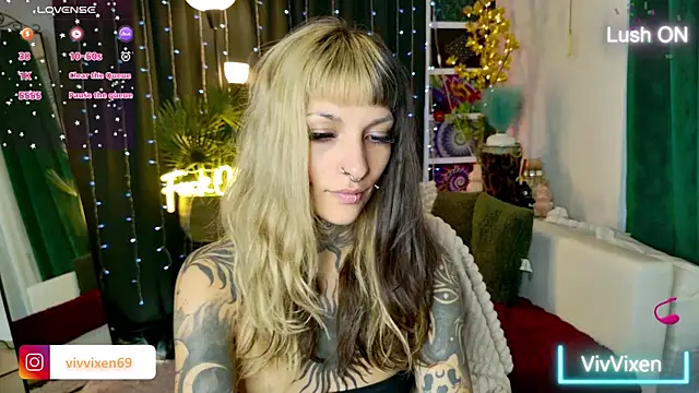 VivVixen online show from 25, 6, 2026
