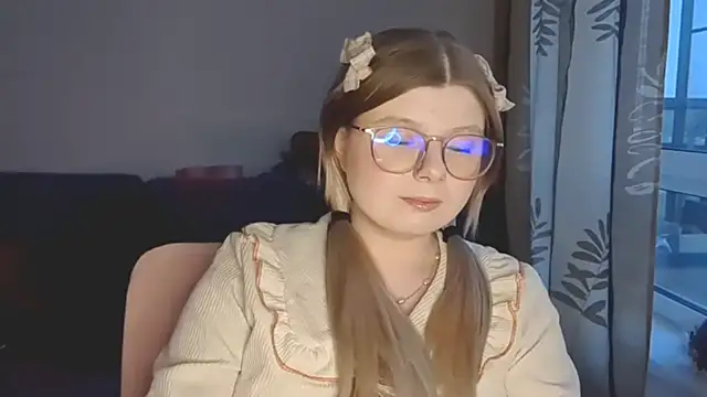 YukiBlush online show from 8, 5, 2026