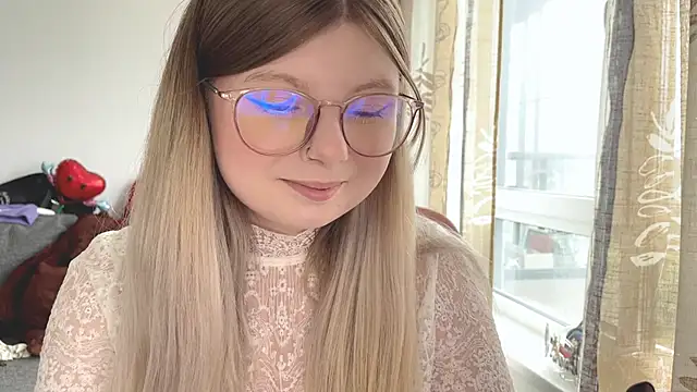 YukiBlush online show from 4, 6, 2026