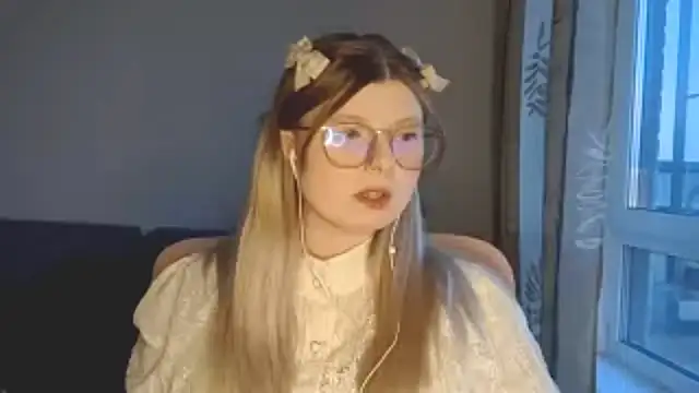 YukiBlush online show from 4, 5, 2026