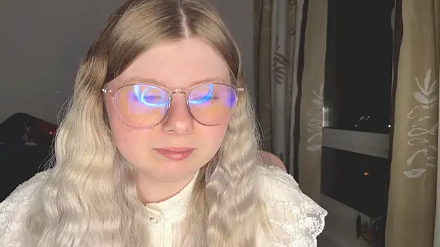 YukiBlush online show from 27, 5, 2026