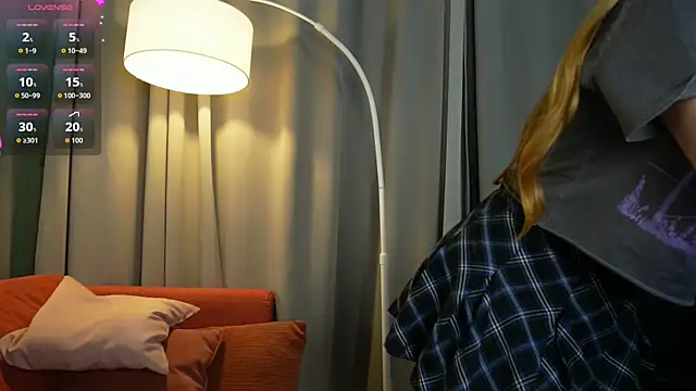  Mila Luna  online show from 24, 5, 2026