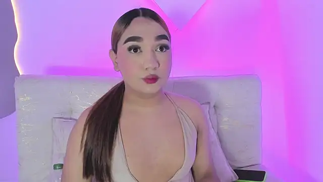LiaCampbell  online show from 2, 7, 2026